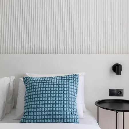 Celine By Halu!, Spacious Next To Business Hub Apartment