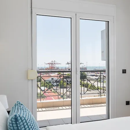 Apartment Celine By Halu!, Spacious Next To Business Hub *