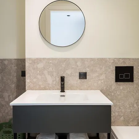 Celine By Halu!, Spacious Next To Business Hub * Thessaloniki